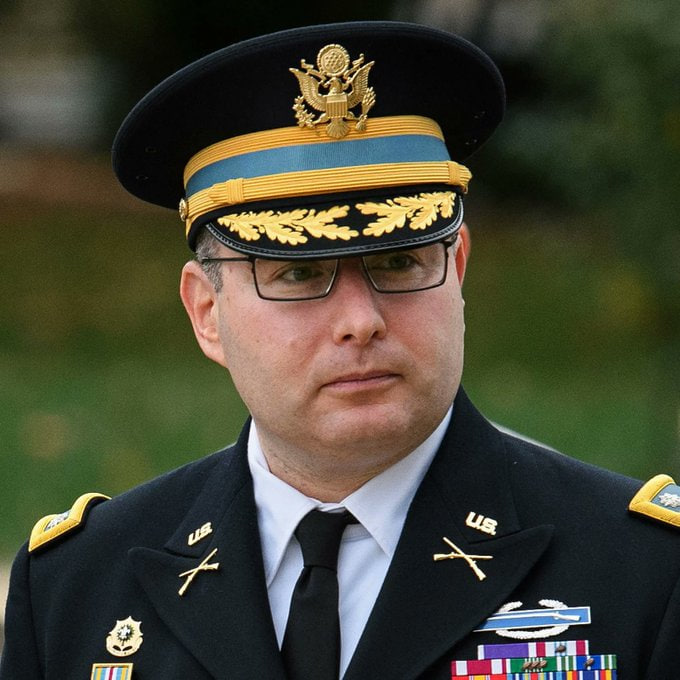 🚨DEVELOPING: Democrat activist Alexander Vindman used his position working under the President Trump to illegally leak one of his phone calls to try to undermine his presidency. 

Should Vindman be prosecuted for this? 

A. YES 
B. NO