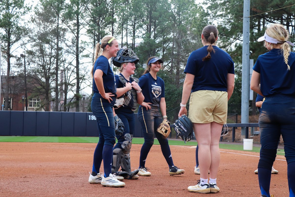 Georgia Tech Softball 🥇🥇🥇🥇🥇 tweet media