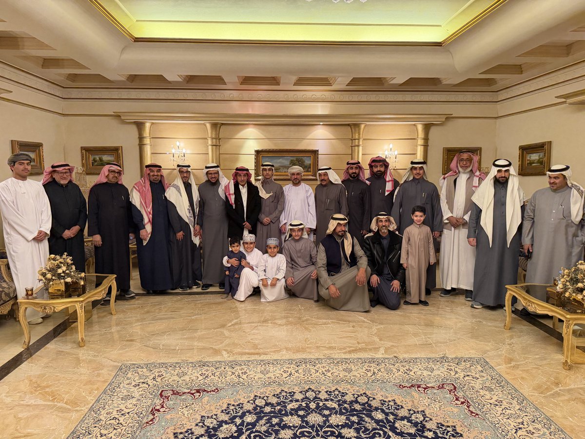 aboturkey123's tweet photo. اخونا من عمان 🇴🇲 ، الاستاذ اسحاق الهشامي في ضيافه سمو الأمير الدكتور فيصل بن عبدالله ، https://t.co/SQuT4SHQ3F