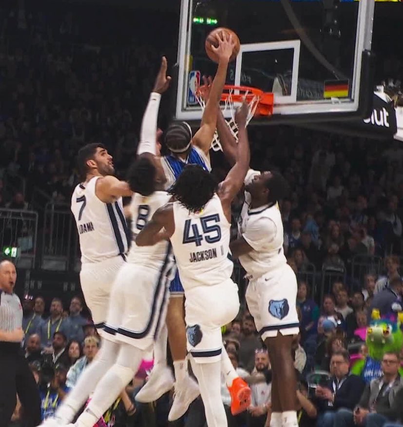 Basketball Forever tweet media