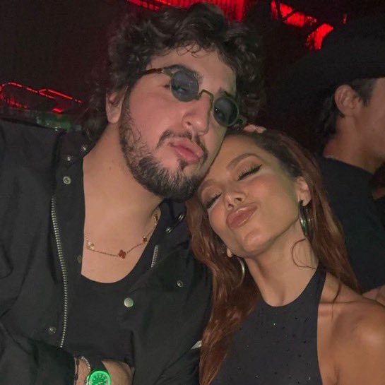 🚨 Anitters, daqui há pouco tem lançamento da música de Nattan com Anitta. Vamos ajudar subindo tag? 

Usem NATTAN E ANITTA + EU TO QUERENDO DE NOVO