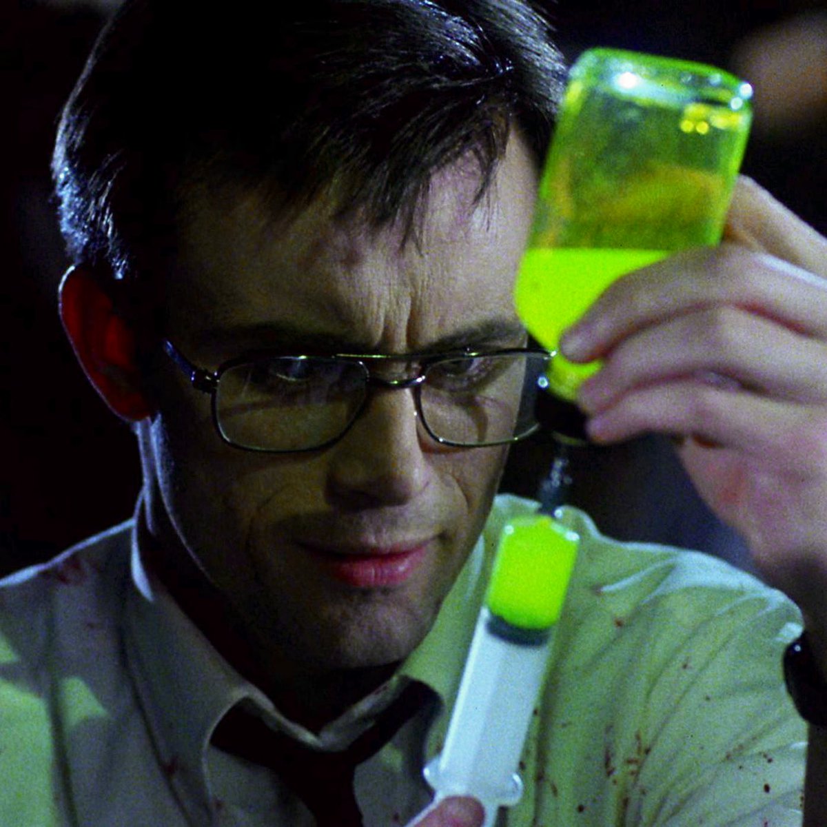 letterbub's tweet image. me vs. my fav album 💚