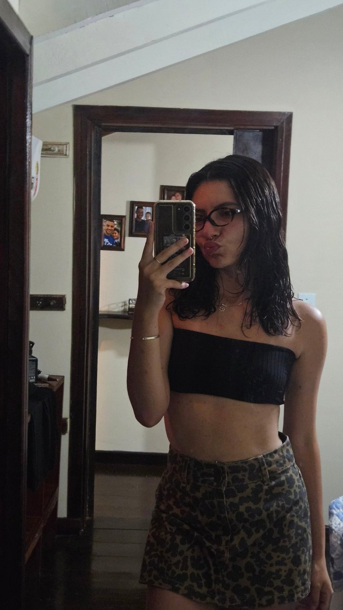 INTZ julia sartorius 🦋 tweet media