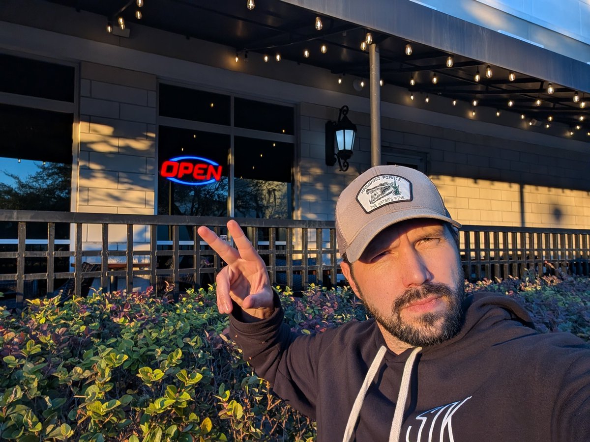 DrewRoberts's tweet image. work ain't never done.

tax.farm

fee.farm

i'm ceo.