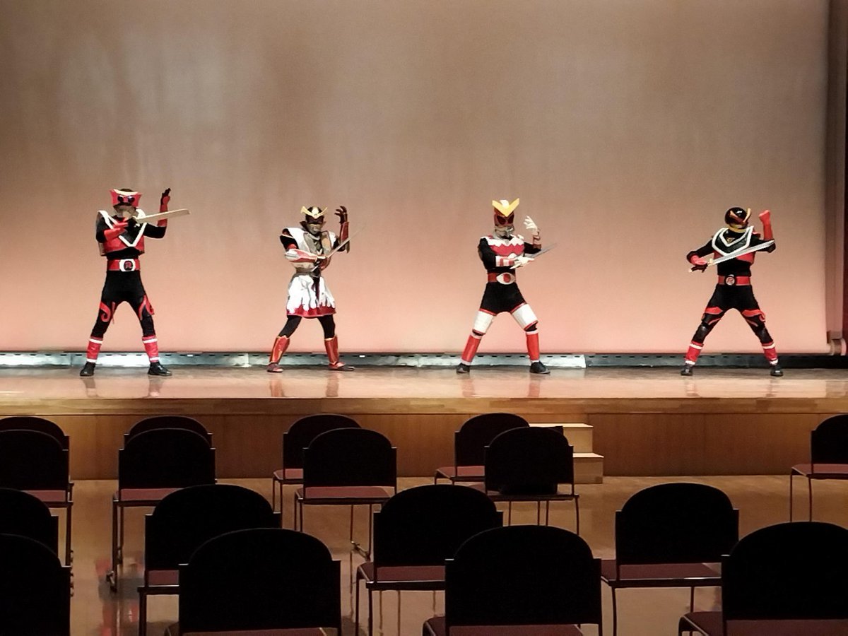 Mojipro's tweet photo. Q.���場はどんな所でやるの？
A.こんな所でやります！
宮城県大崎市にあるパレットおおさきはめちゃめちゃ広い！
照明ありの演出で大迫力のストーリーを展開！
『文房記甲ファルべEPISODE：5』は2月22日公演だ！
他県から仲間のヒーローも駆け付けるぞ！
是非お越しください！
#んだんだずんだ
#宮城県 https://t.co/7N3gARtpzM