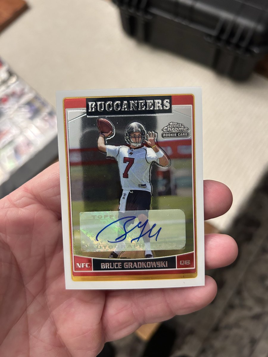 bcathell7's tweet image. Look at this stud my son got in a folder of cards my buddy gave him today. @bgradkowski5 Topps Chrome Rookie Auto…
