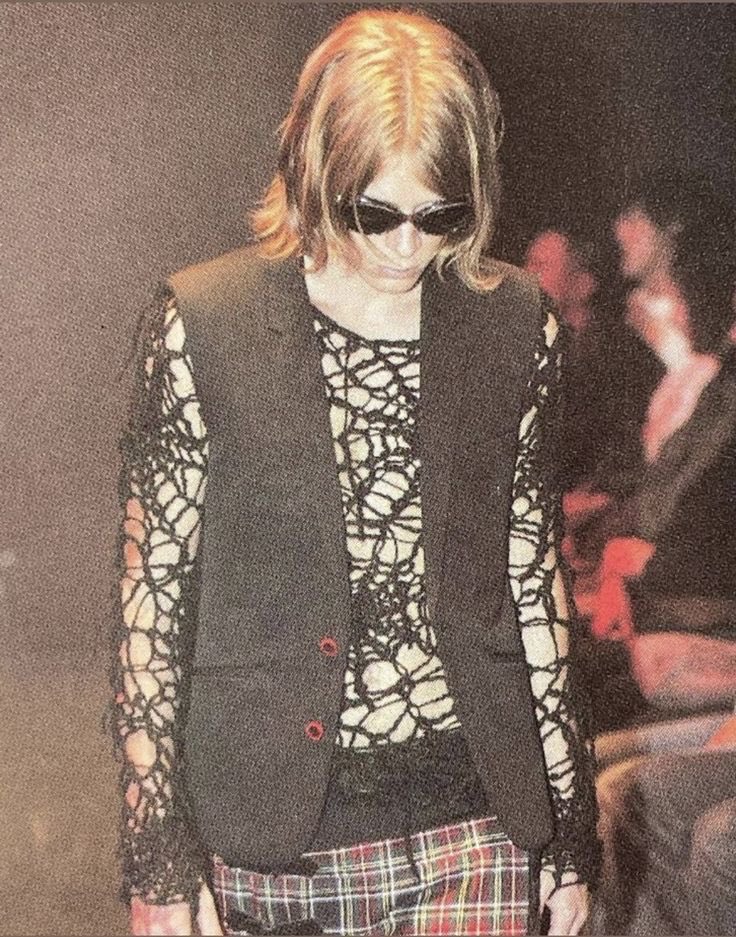 odysseyrebuild's tweet image. Number (N)ine
Spring 2005