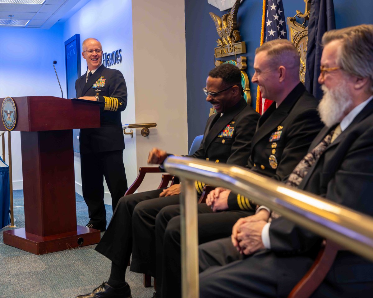 MyNavy HR tweet media