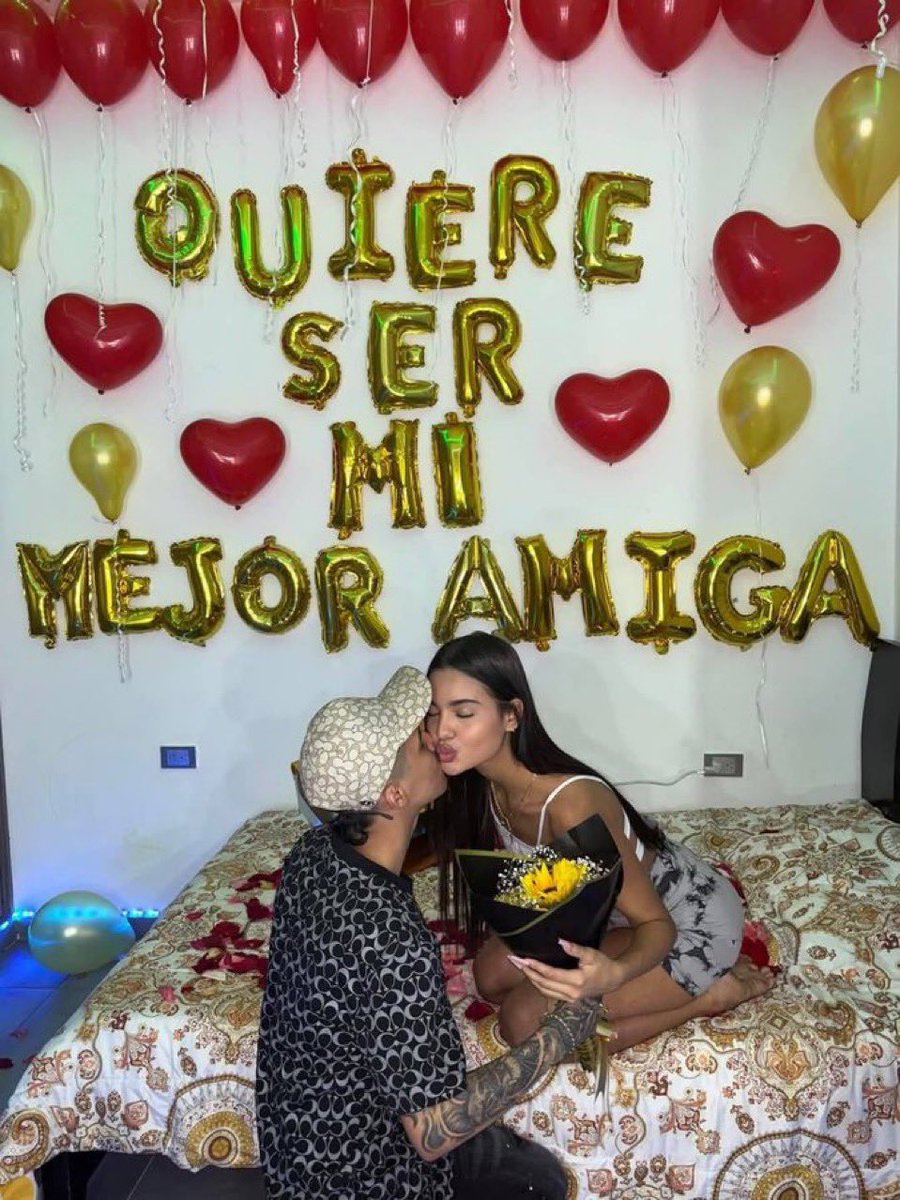 cowboylikejujus's tweet image. Mike Wheeler a Will Byers: