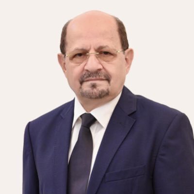 أبارك للوالد الدكتور <a href="/Shaya_Zindani/">د.شائع الزنداني</a> تعيينه رئيسًا لمجلس الوزراء رجل الوحده والحكمه وصوت اليمن الواعي الذي يضع مصلح الوطن فوق كل اعتبار ويجمع بين الرؤيه الصادقه والرصانه السياسيه في زمن يحتاج فيه اليمن لأمثاله 
نسأل الله ان يوفقه ويسدد خطاه ويثبت أقدامه على طريق خدمه اليمن وأهله