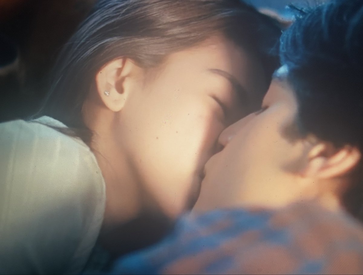 amazu_hair's tweet image. You know what makes this kiss even better? The fact that it is not a profanity kiss. It's just a kiss between two people that love each other