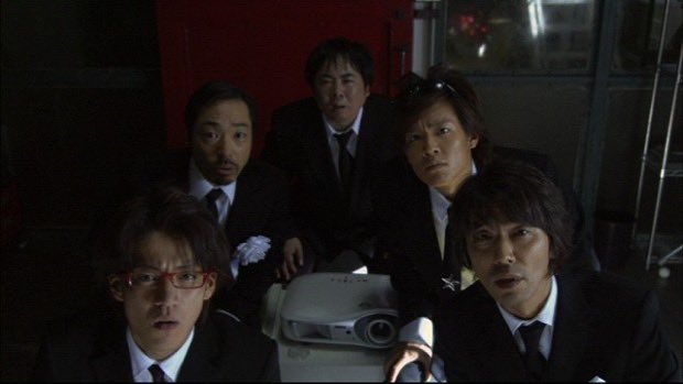 映画『キサラギ』

自殺したアイドル・キサラギミキの一周忌に集まったファンの男達が彼女の自殺の真相に迫っていく密室劇

とにかく言えることは3つ

いい演劇観た気分

どんでん返し好きな人には刺さる

豪華俳優陣GOOD
#キサラギ 
#小栗旬 
#小出恵介