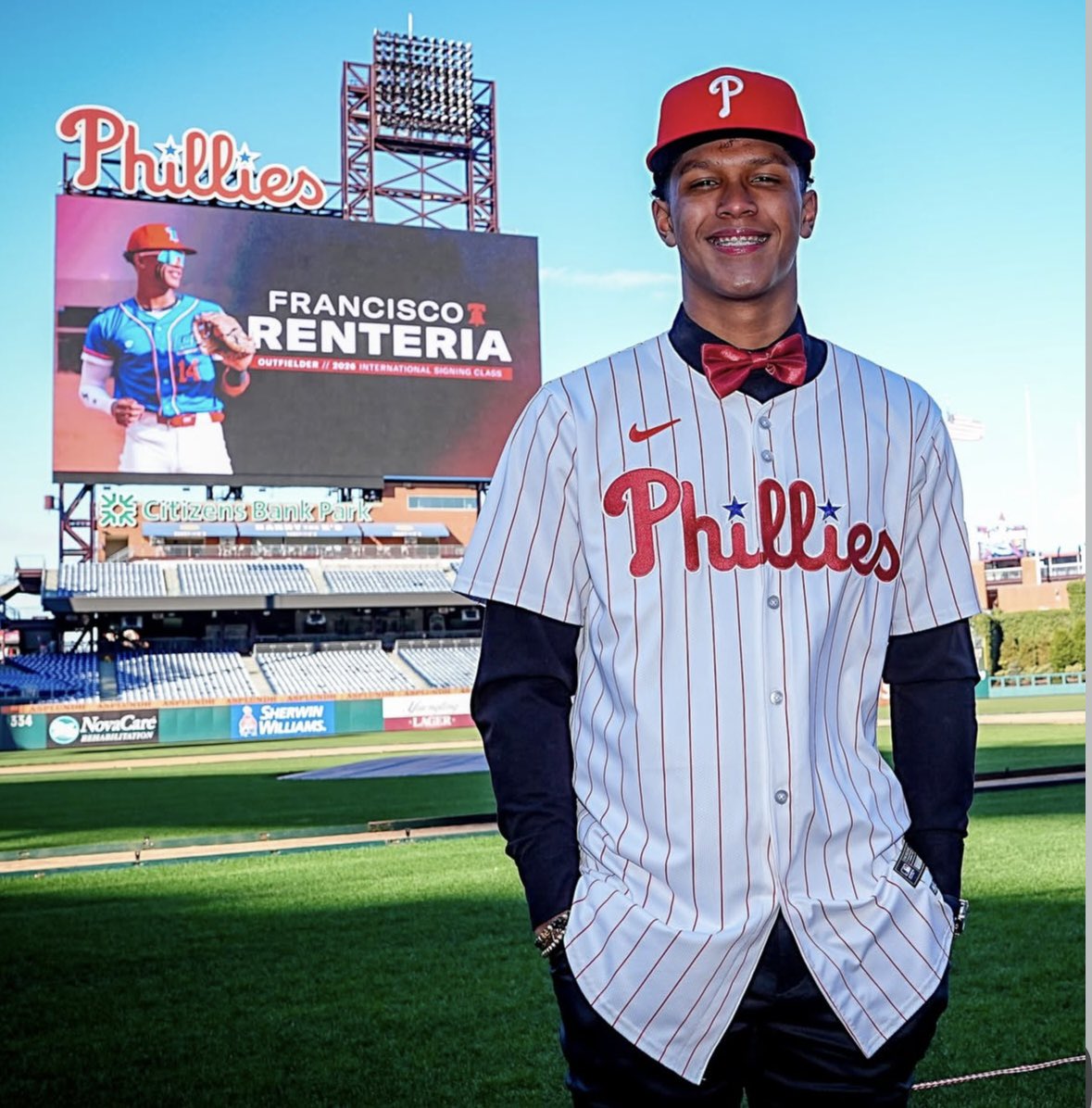 JClarkNBCS's tweet image. The Phillies have signed a 17 year-old to a $4 million contract. The Phillies signed Francisco Renteria out of Venezuela. He is already 6‘3“ and 200 pounds and is ranked as the third best prospect in the international class. Remember the Phillies signed Ranger Suarez as a 16…
