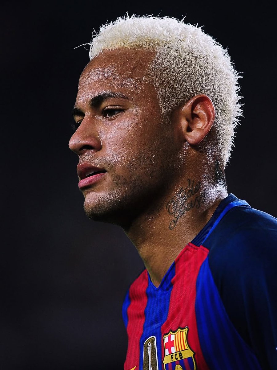 neymarpc's tweet photo. ✋️😜🤚 https://t.co/xLMvU6Vbwl