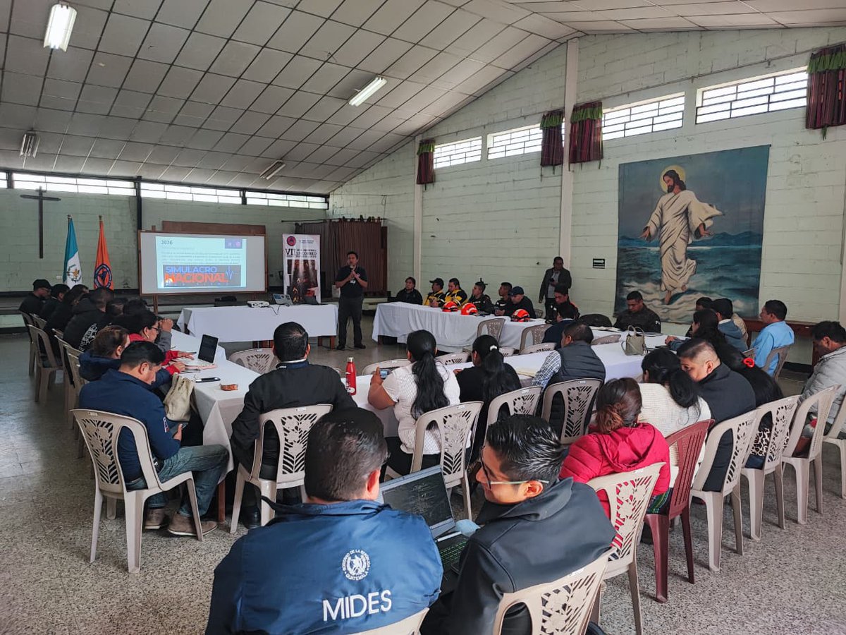 ConredGuatemala's tweet photo. #Quiché La #CODRED de Santa Cruz del Quiché sostuvo una reunión con el fin de coordinar acciones orientadas al desarrollo del #SimulacroNacionalGT. #30AñosSistemaCONRED. https://t.co/FnIIXcwmj0