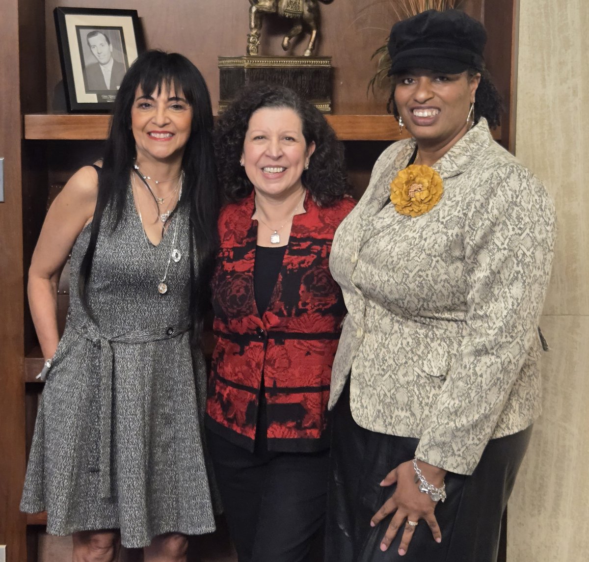 diannsanchez's tweet photo. Wonderful presentation by  Vianei Lopez Braun Partner at Decker Jones, to the Women's Policy Forum of Tarrant County luncheon regarding Top Topics in Employment Law. It was amazing for business owners and employees understand the legal pitfalls that can hinder their companies. https://t.co/MRDv68NTAw