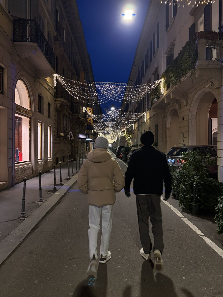 _m7mdddddddd's tweet photo. Milan 🇮🇹 https://t.co/kqF92LwTnf