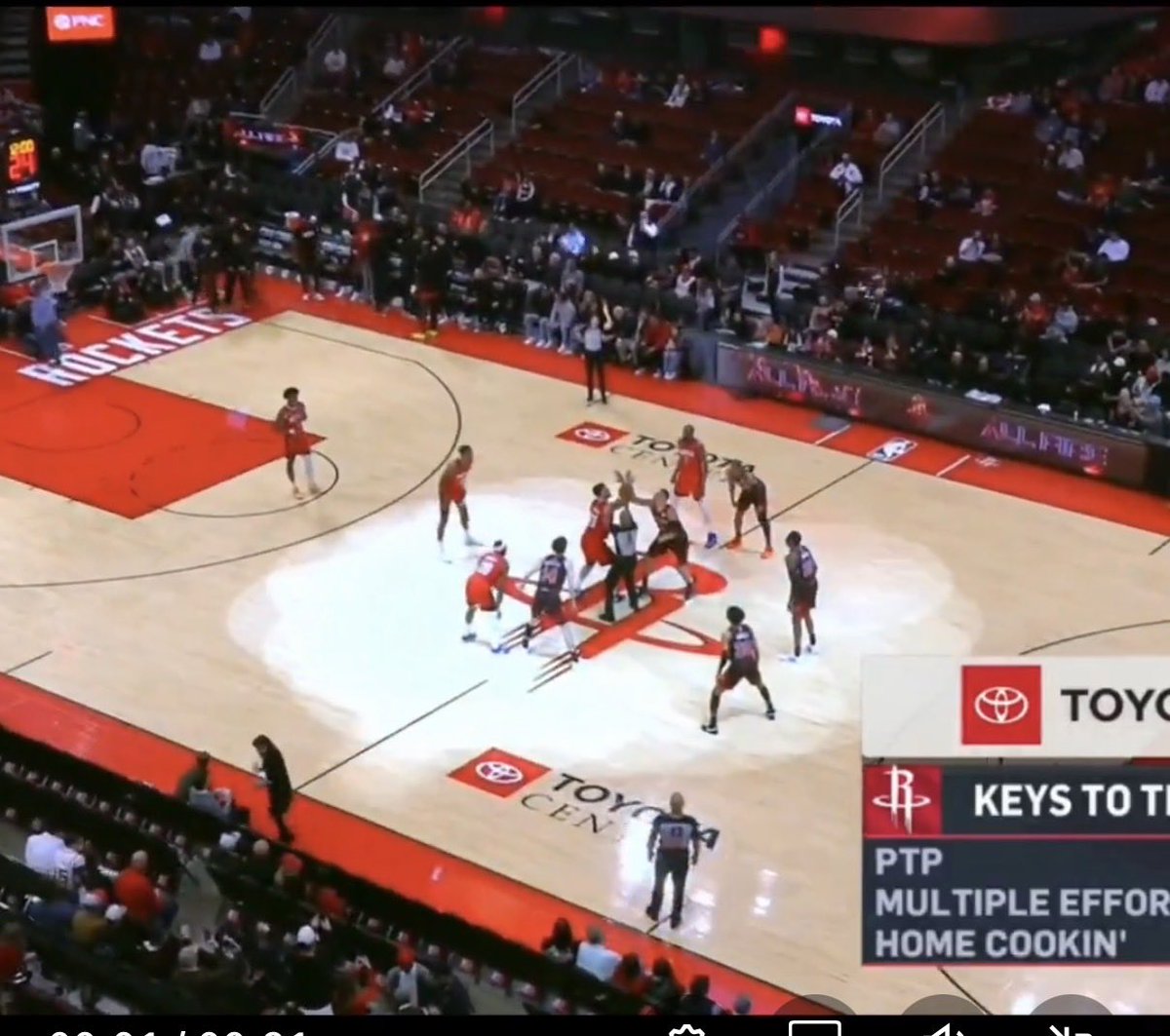 Crowd is straight jacked! 😂