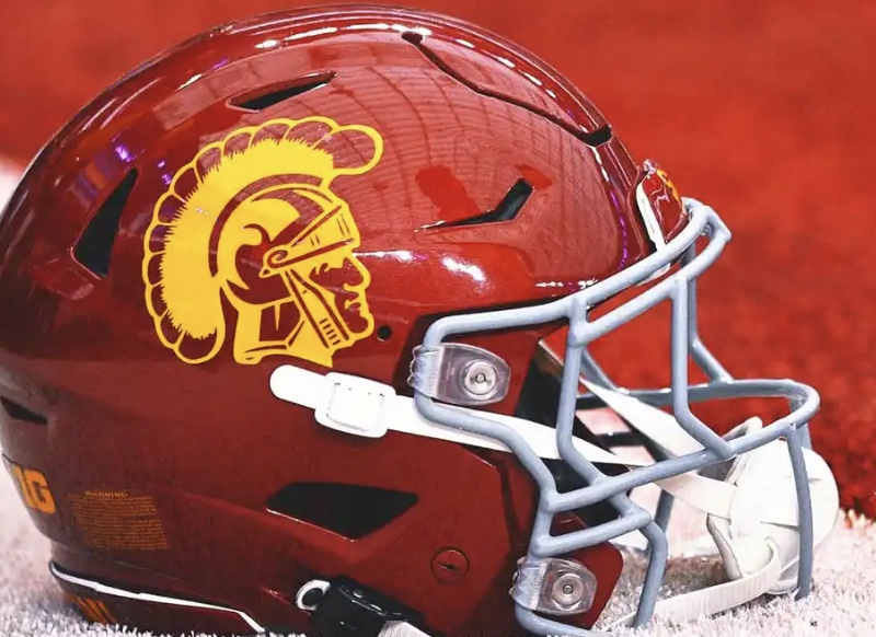 Blessed with my 3rd offer from USC!💛❤️