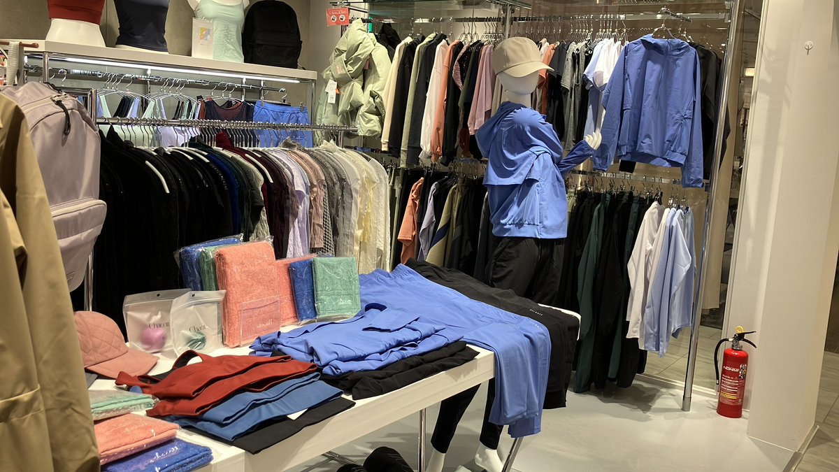 ChacottSendai's tweet photo. #chacottbalance 新作入荷✨

動きやすさと快適さを兼ね備えたランニングパンツ🩳吸水性と速乾性に優れたジャケット🧥汗や日焼けをケアするTシャツ👕
春に向けての準備にどうですか🌸
カラーも爽やかなヒヤシンスが登場‼️

#Chacott_jp 
#ChacottSendai https://t.co/4jn49faSmq