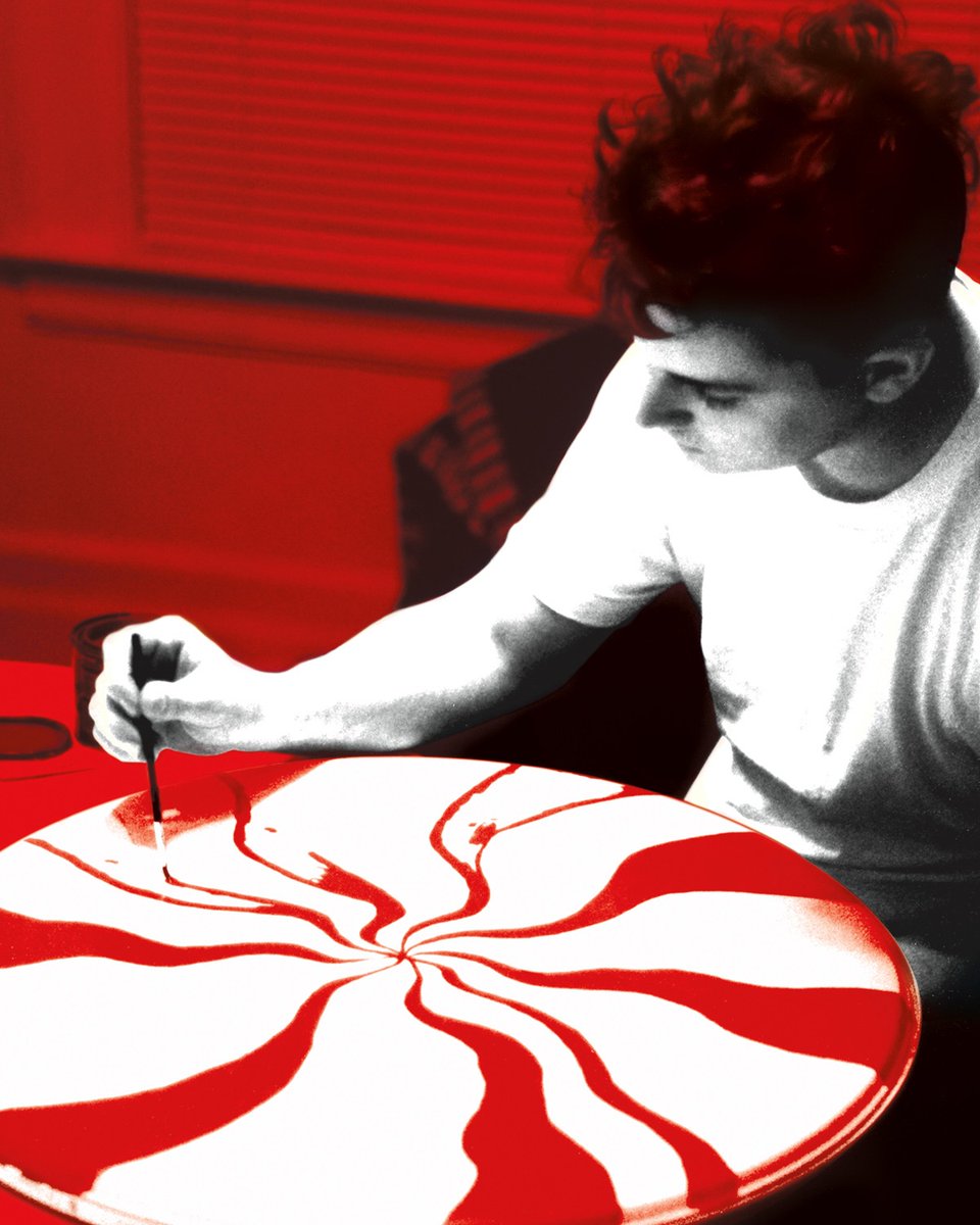 nugsnet's tweet image. On July 14th, 1997, The White strpes walked into the Gold Dollar and played three songs as part of their open mic night. This is the recording of that performance, which would prove to be the world's introduction to the White Stripes. Stream them now, exclusively in the nugs app:…