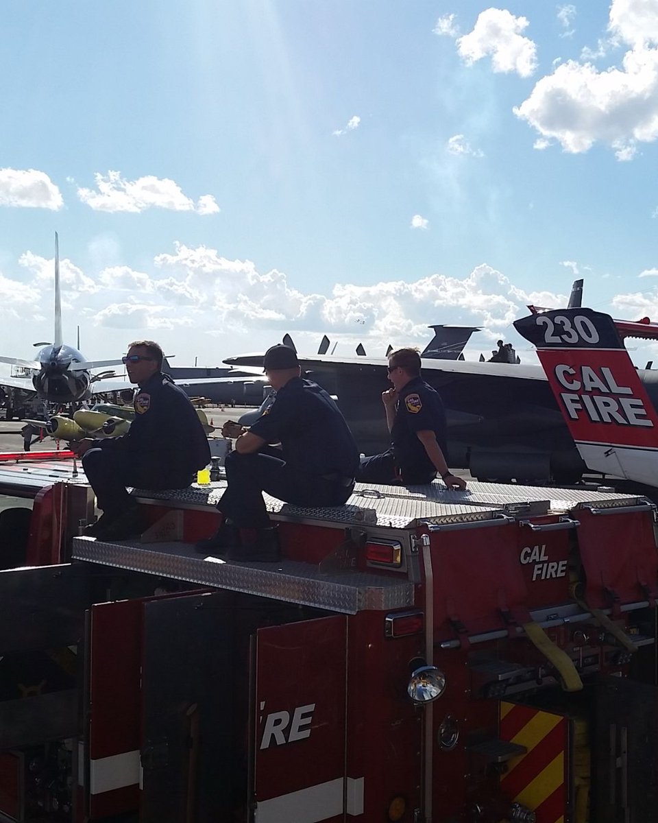 CAL_FIRE's tweet image. #ThrowbackThursday

As the internet looks back on 2016, we’re doing the same.

These photos capture CAL FIRE ten years ago, and while some things have changed, our mission hasn’t. 

#2016 #Reminiscing #CALFIRE #PhotoDump