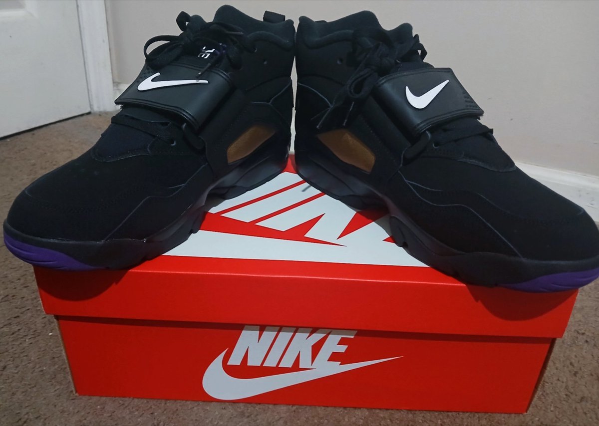 _DatGuyPJ4's tweet image. THESE 🔥 KICKS I HAD GOT EARLIER 4 A GOOD DEAL FROM DA NIKE OUTLET! DA NIKE AIR 💎 TURF DEION SANDERS (RAVENS) KICKS! A TRU 🔥 CLASSIC PAIR OF KICKS 2 ADD 2 MY COLLECTION! 😎🔥👟