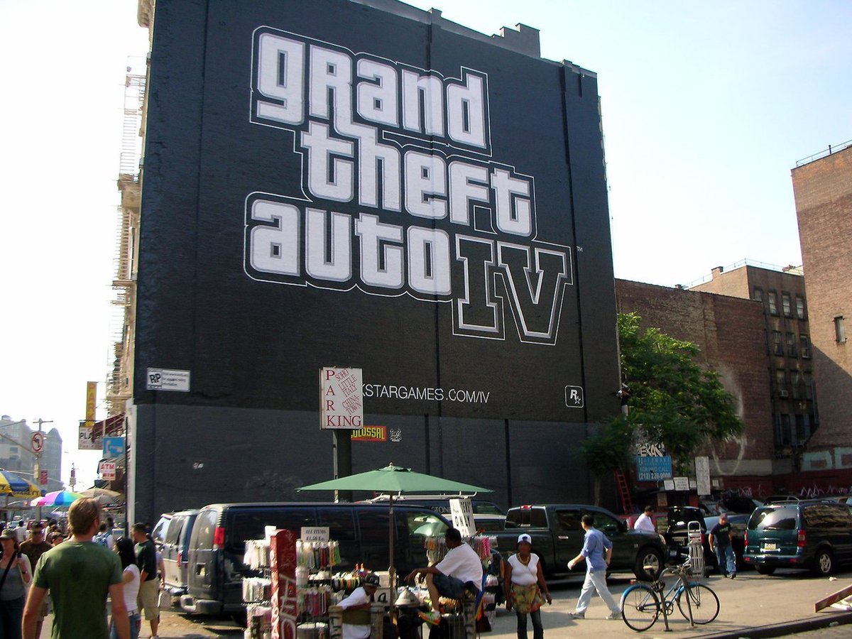 GTA 4 marketing murals (2008).
