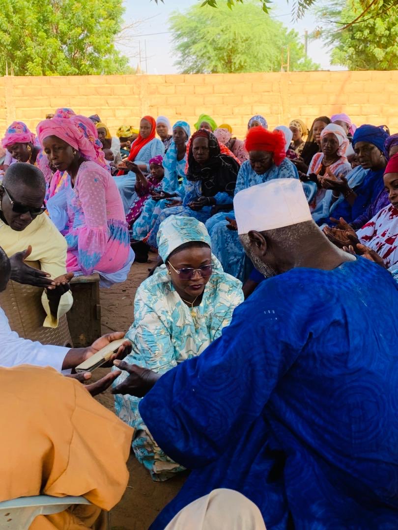 HDabaWagnane's tweet photo. Ce 14 janvier 2026, nous avons effectué une tournée de remise de dons matériels médicaux au sein des postes de santé de Darou Diop et de Darou Marnane.
L’objectif de ces initiatives est de renforcer la qualité des soins au profit des populations. https://t.co/NYap1bWmvh