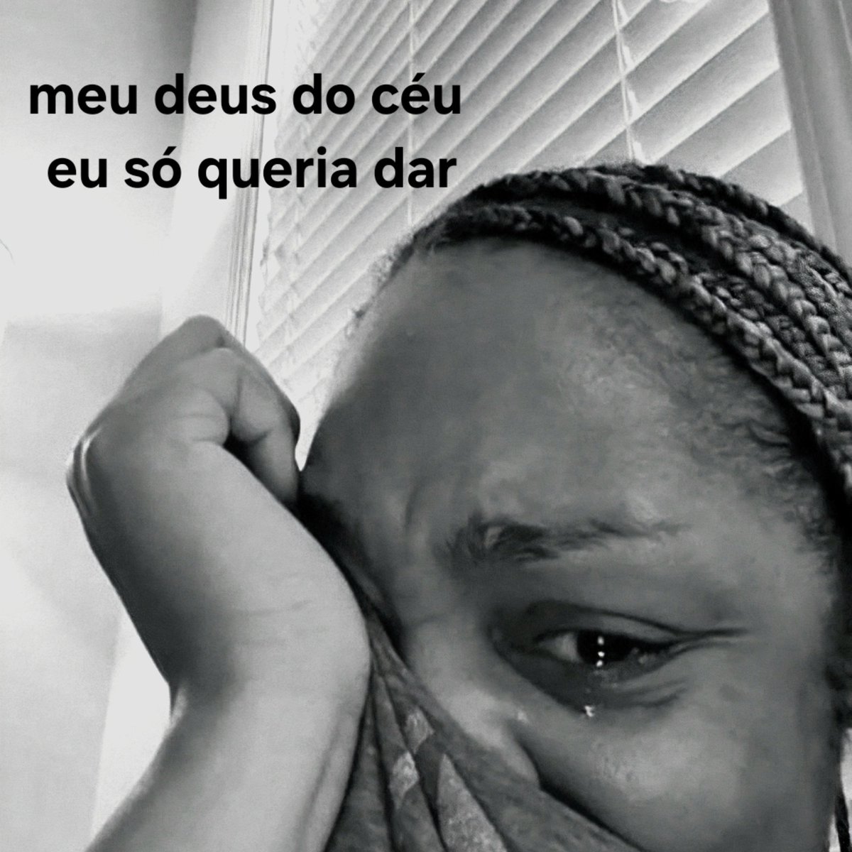 yasreix's tweet image. período fértil chegou 🫠