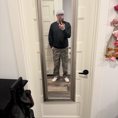 ©øłtøń tweet media