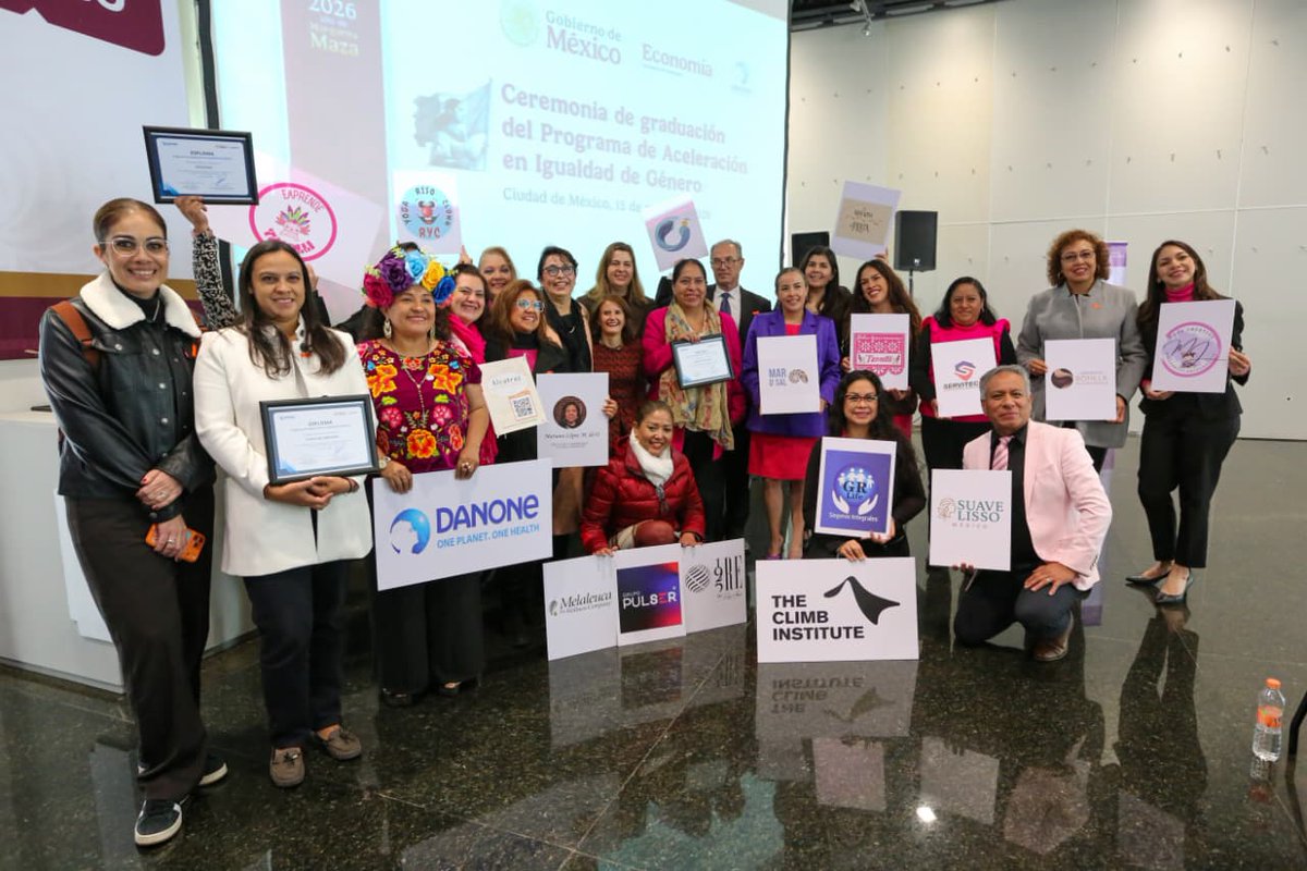 SE_mx's tweet photo. #ComunicadoEconomía 🗞️

Secretaría de Economía y Grupo Danone México concluyen la primera generación del Programa de Aceleración en Igualdad de Género

🔗 https://t.co/GpUOY8bBP9 https://t.co/ppLwivRNLK