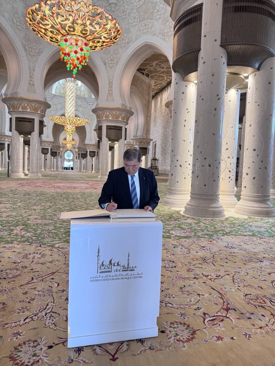 石破茂 tweet media