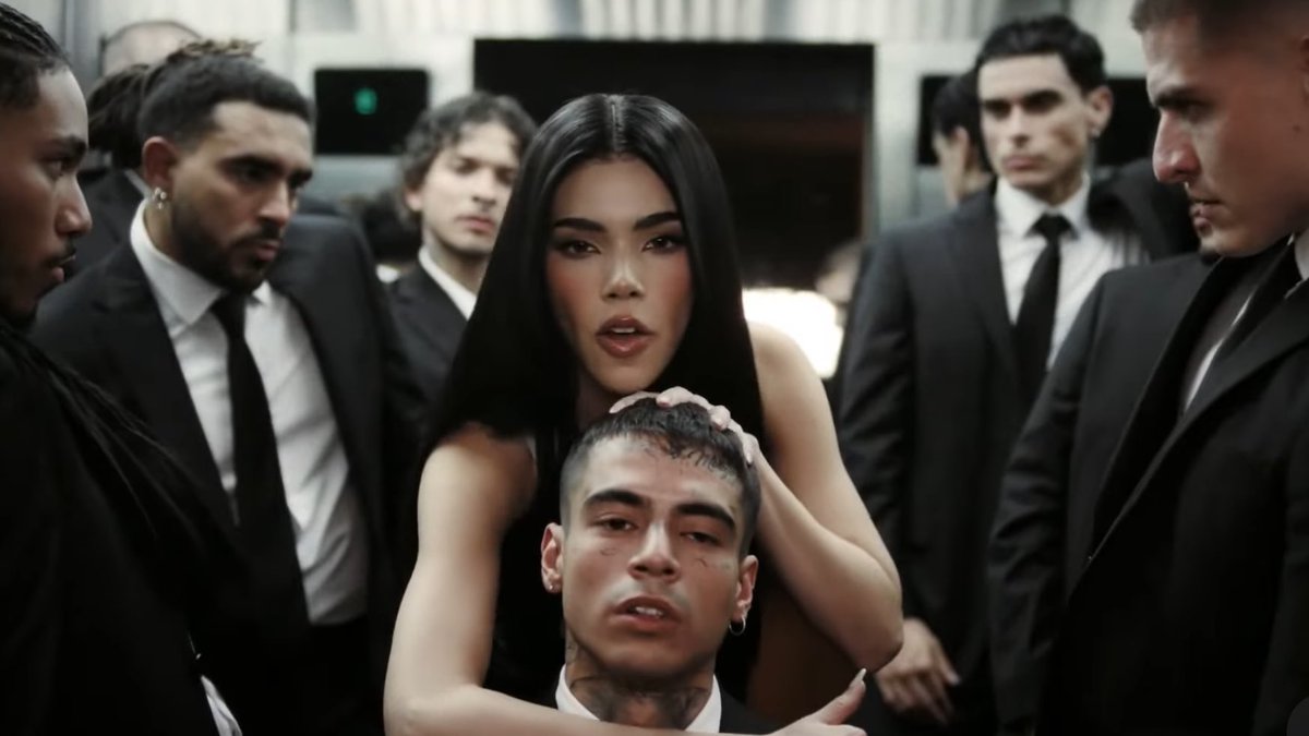 KeniaOsSitio's tweet image. Ya está disponible “BELLADONA” el tan esperado comeback de Kenia OS y el primer sencillo de “K de Karma”. ¿Que les ha parecido? 🦂🖤