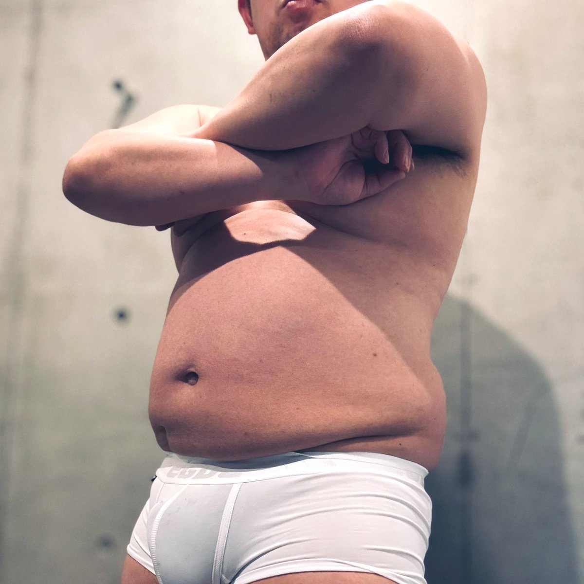 おはようございます。今日は午前中は埋まってます。13：30以降お待ちしてます♪