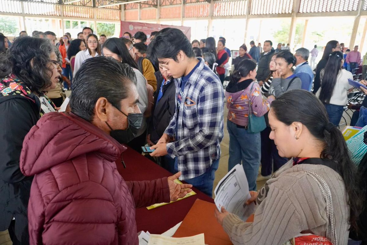 Perfil_Veracruz's tweet image. 📌   Inicia #STPSP Caravanas de Servicios 2026 en Minatitlán 

Acerca orientación laboral y oportunidades de empleo formal al sur del estado.

perfilveracruz.com/veracruz/inici…