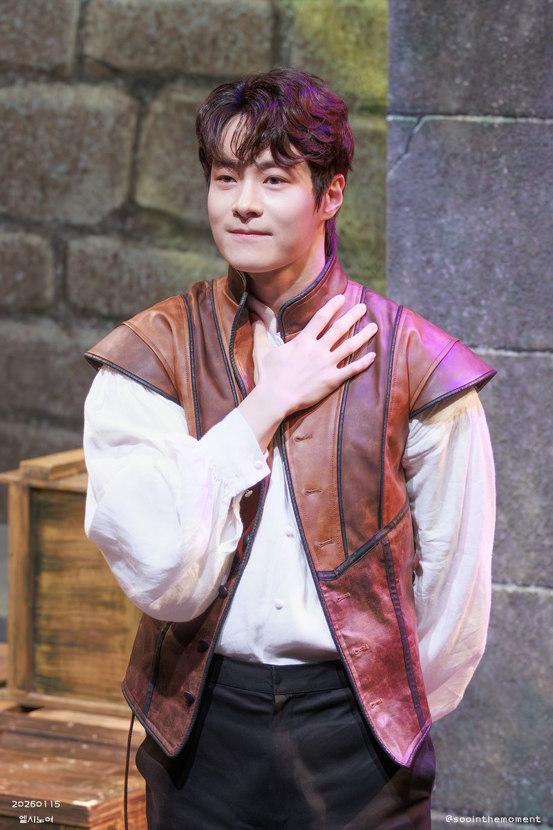 20260115 엘시노어
커튼콜

김기택 | 프란시스코
#김기택