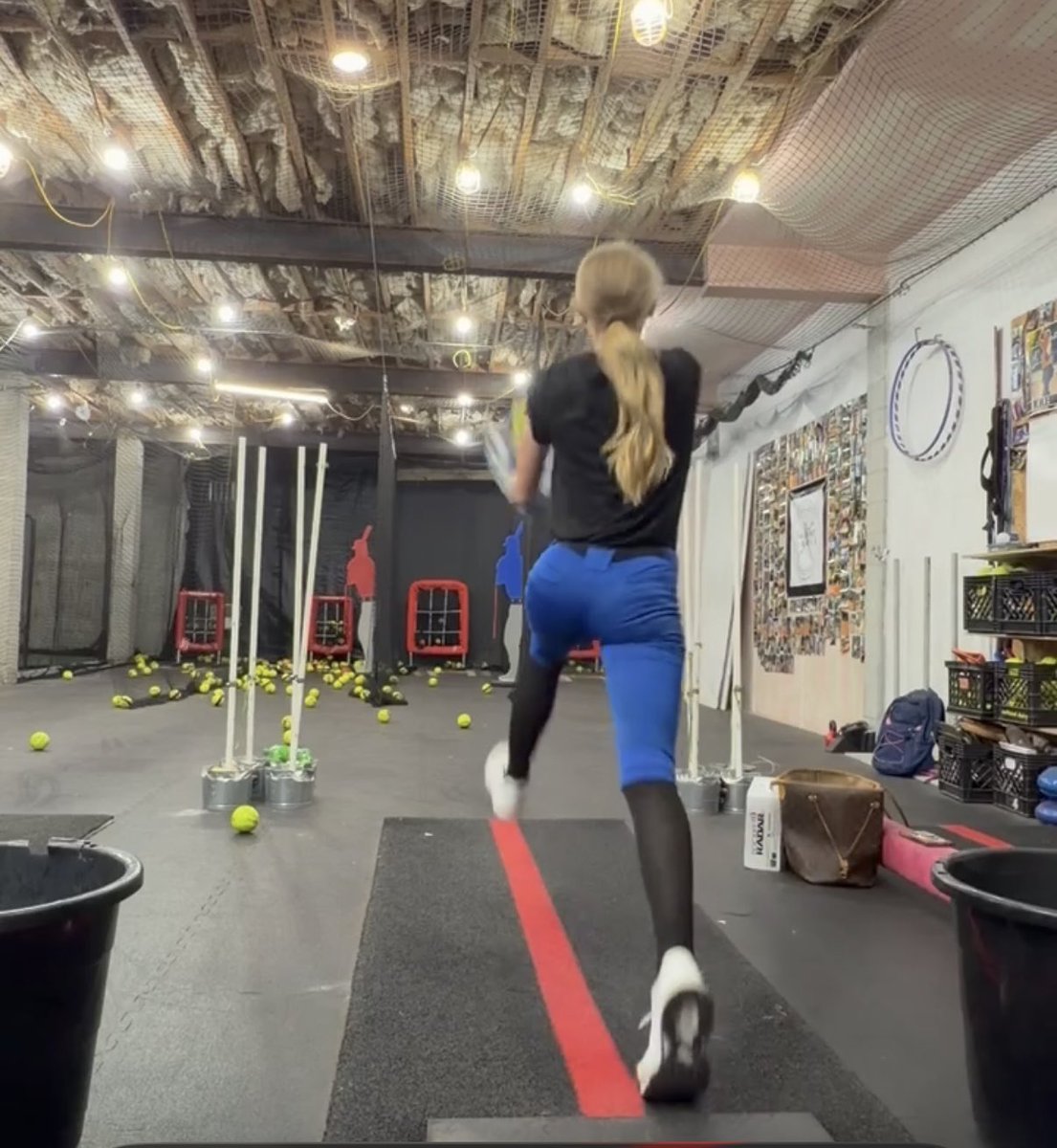 miller_ava2029's tweet photo. Only a pitcher would truly understand the ups and downs from this position 😮‍💨 but I absolutely refuse to give up. I have been working so hard every single day and I'm finally back to feeling myself!! Back in the zone, speed is back consistently at 58mph and spinning away. 🤌🏼 The work doesn't stop here though! #thisismyyear 
#progressoverperfection 
@nc_sampson @Jake__Hyatt @stevie_grice @Mojo_Carolinas @TnMojoFastpitch @TPCPitching @SoftballDown @CoastRecruits @TOP_D1RECRUITS
