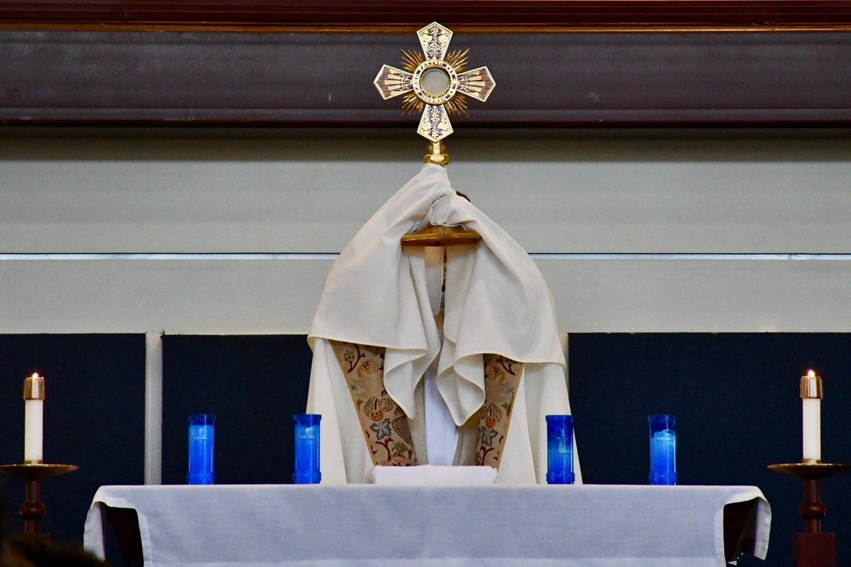 Jesuit Dallas tweet media