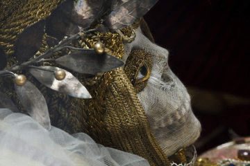 GodsWhisper777's tweet image. Thinking about the jeweled skeletons of Catholic martyrs.