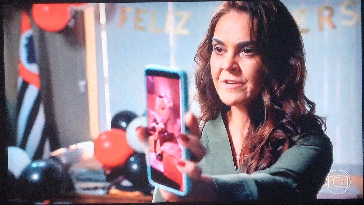 _nave_x's tweet photo. UMA NOVELA DE WALCYR CARRASCO KKKKKKKKKKKKKKKK #TrêsGraças https://t.co/kbMexhEKZZ