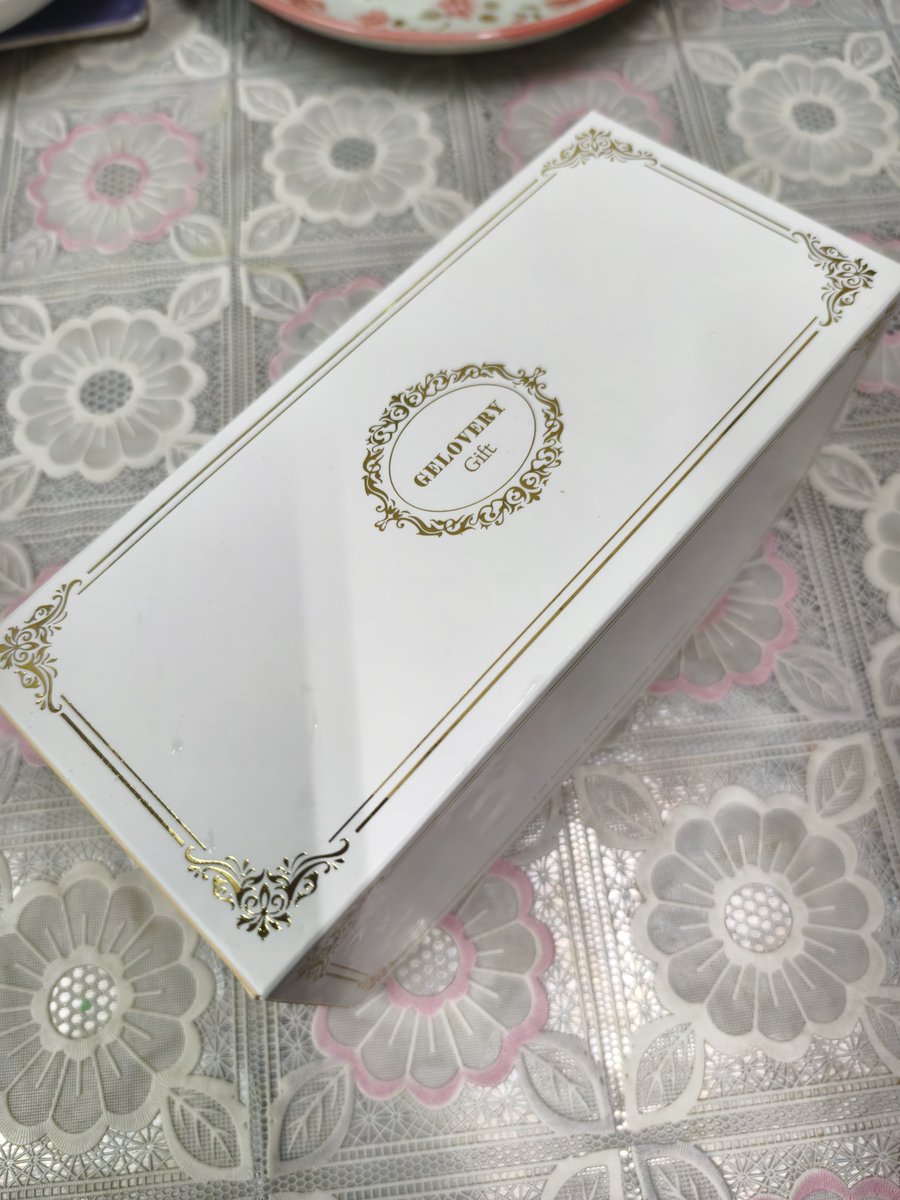 ZongJunWang's tweet photo. ロールケーキ🍰
#台湾 #SwissRoll #ケーキ https://t.co/lbWzOicMQQ