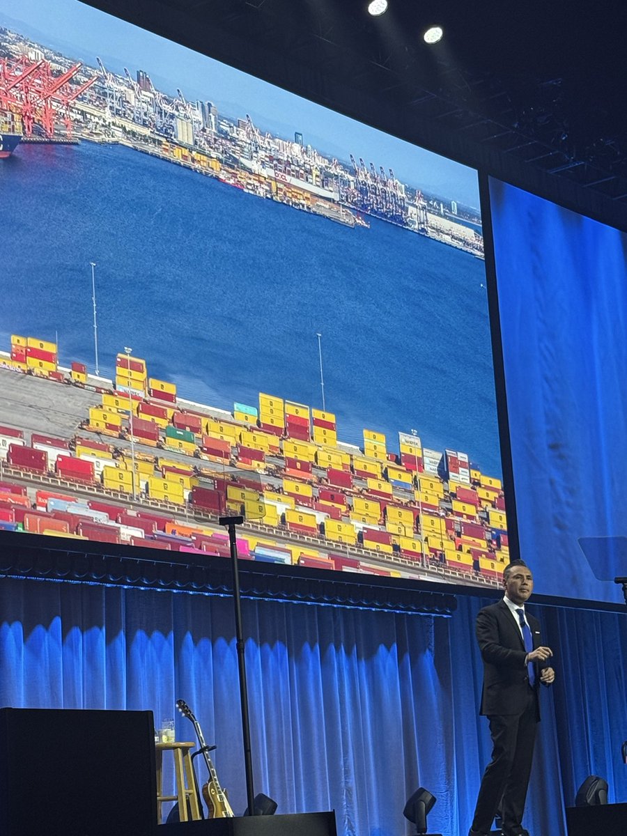 Patrick Henning tweet media