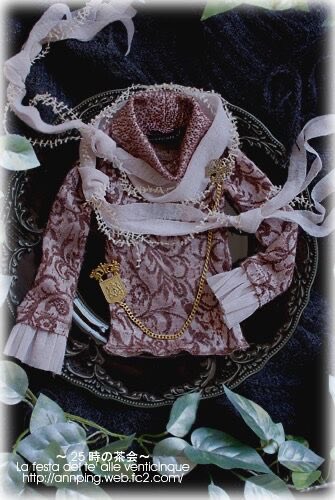 annping's tweet image. ニットトップスとアクセサリー作りに挑戦してみました。

#毎週一作品チャレンジ 10
#うちの子かわいい
#ドールオーナーさんと繋がりたい