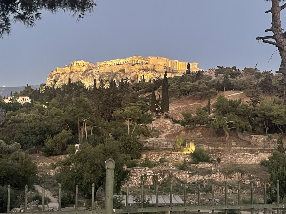 901 Club tweet media