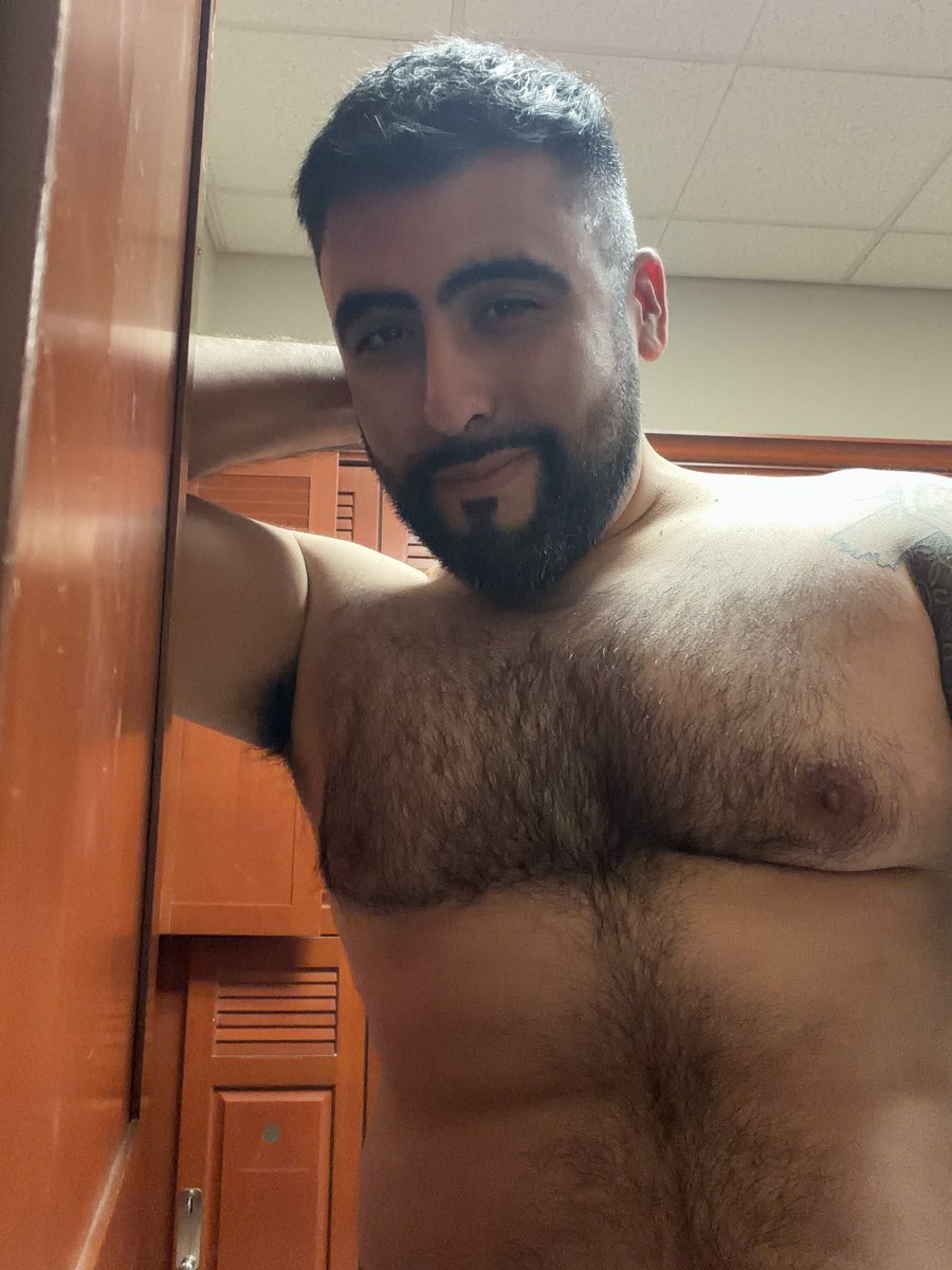 Yes, I admit it. I’m gay. 😉