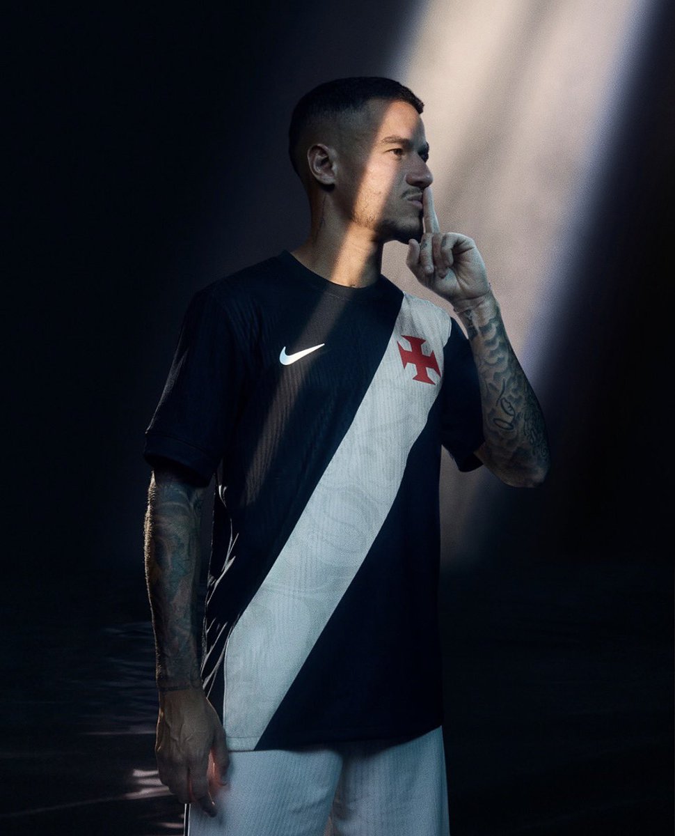 newscolina's tweet image. Ele. 

🤫