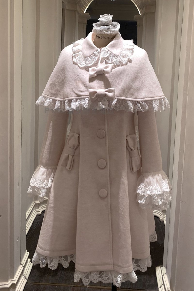 🎀Lily Blackプレゼントキャンペーン🎀

🔖ガーリーリボンケープフレアコート
belchic.xsrv.jp/cz/cucJe 

-  参加条件 -
✧   <a href="/LilyBlack_shop/">LilyBlack</a>をフォロー
✧ このツイートをRT
✧ 欲しいカラーを引用RTまたはコメントで当選確立UP

⋆⸜  締め切り ⸝⋆ 
　　2/16