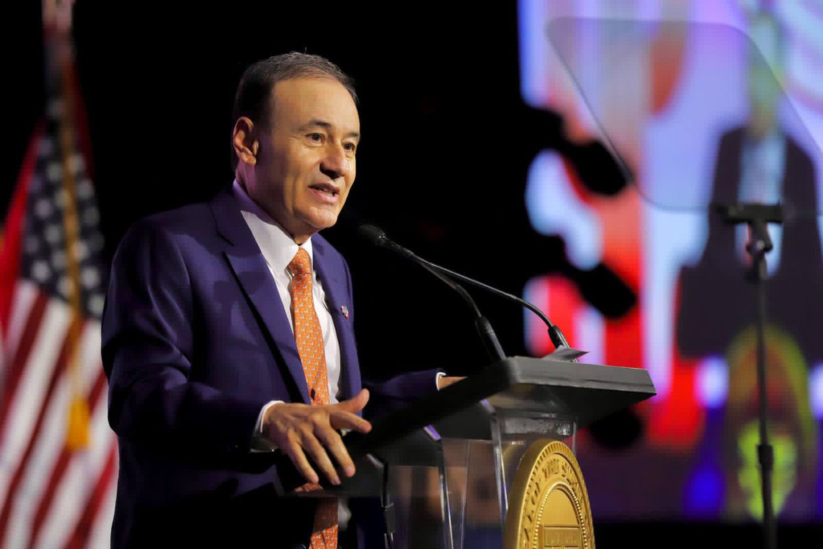 🔵 #LoUltimo En Texas, gobernador <a href="/AlfonsoDurazo/">Alfonso Durazo</a> impulsa a #Sonora como destino de inversión. <a href="/palomateranv/">Paloma Teran V</a>
facebook.com/share/p/1GLv1Q…