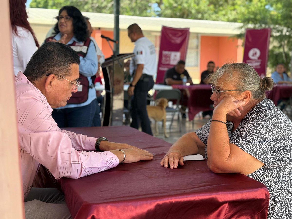 🔵 #LoUltimo Proyectan adquirir carros recolectores de basura, buscan mejorar el servicio de limpieza en #Empalme 
facebook.com/share/p/17mR1t…